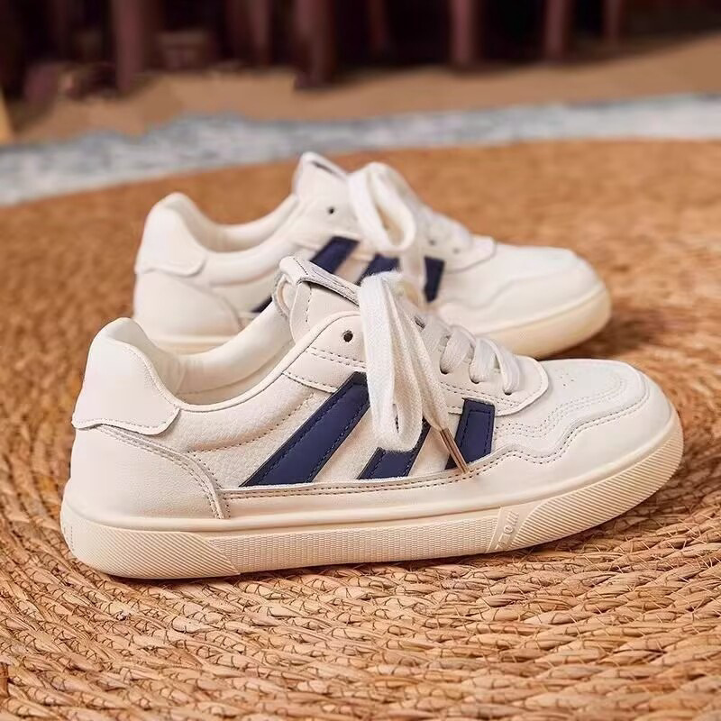 Explosions small white shoes women 2025 spring and autumn new ladies not tired feet soft soles Joker sneaker ins casual shoes