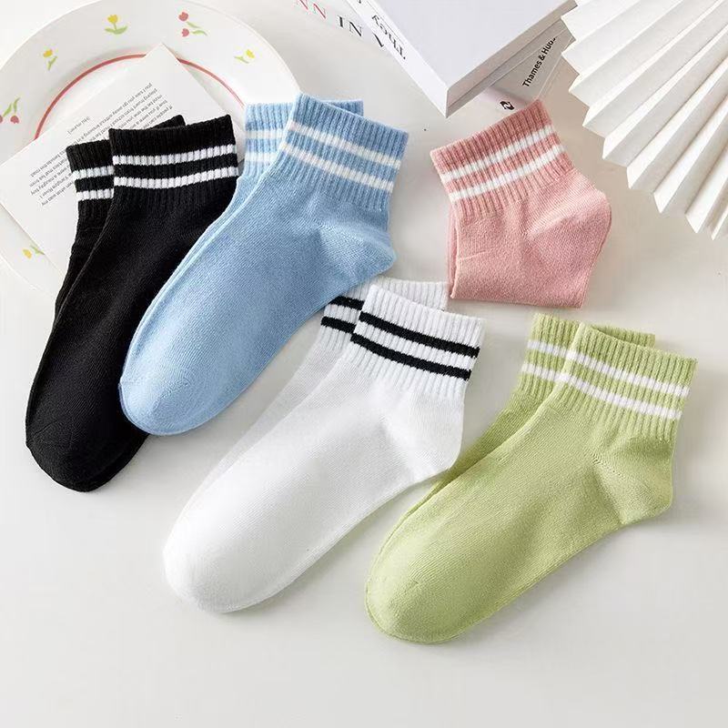 Calcetines invisibles de primavera y verano, blancos de mujer, todo fósforo, viajes diarios, calcetines de cintura baja, calcetines de barco, calcetines al por mayor