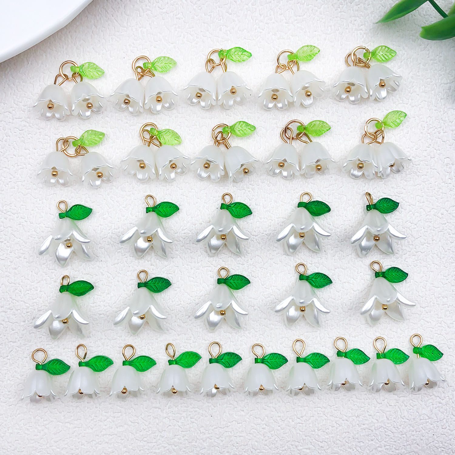 亚克力仿立体珍珠铃兰花花朵苞散珠花帽diy耳环饰品配件材料批发