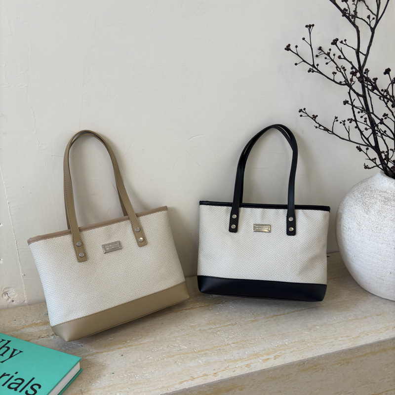 Bolsa de viaje de moda coreana 2025, nueva bolsa de brazo de gran capacidad, bolsa de hombro casual de moda para mujeres