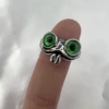 Tongue glamorous green -eyed frog