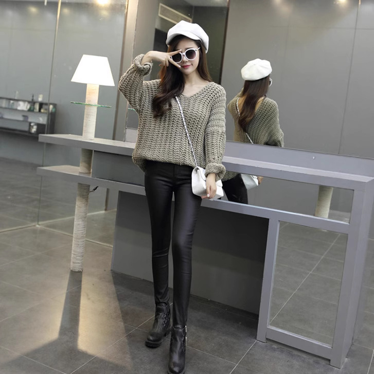 Leggings ajustados informales de cintura alta para mujer, de piel sintética fina con revestimiento de PU, para uso exterior, adecuados para llevar al aire libre.