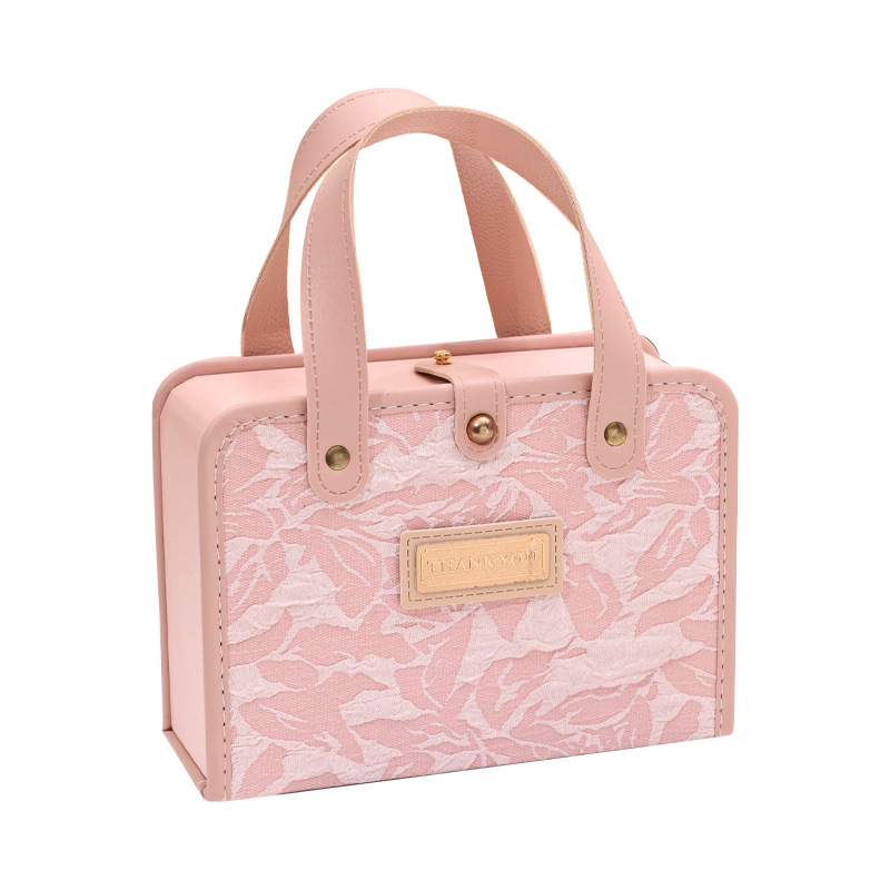 2025 nueva caja de regalo de cumpleaños de alta calidad caja de regalo de lujo ligera caja de regalo de compromiso caja de dulces de boda