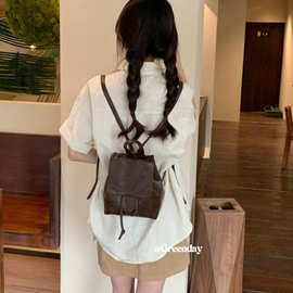 包包女复古棕色小双肩包百搭高级感包包迷你抽绳背包软皮单肩包