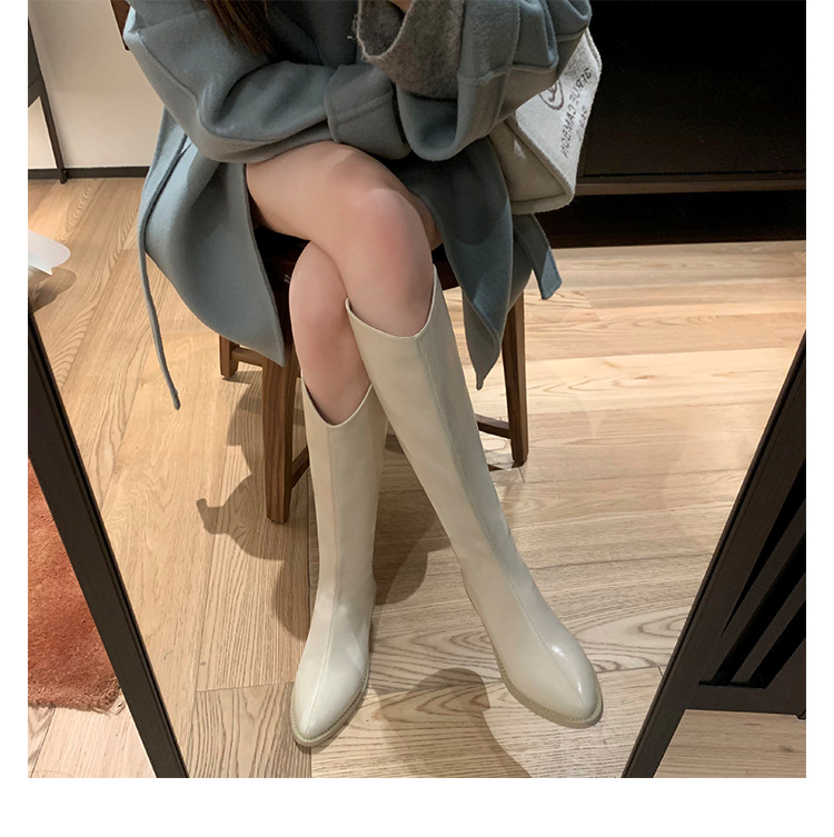 밀크티 색상은 50개부터 주문 가능합니다.