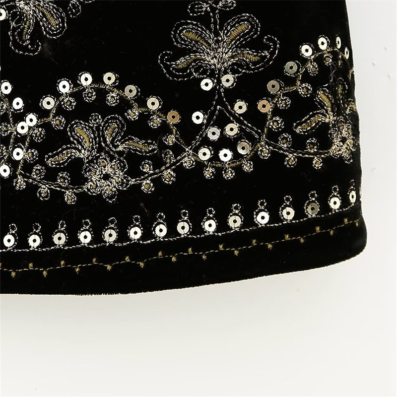 2022 Herbst- und Wintermode Zaura Damenbekleidung Perlenstickerei Samtweste ohne Knopf für Damen_voghion.com