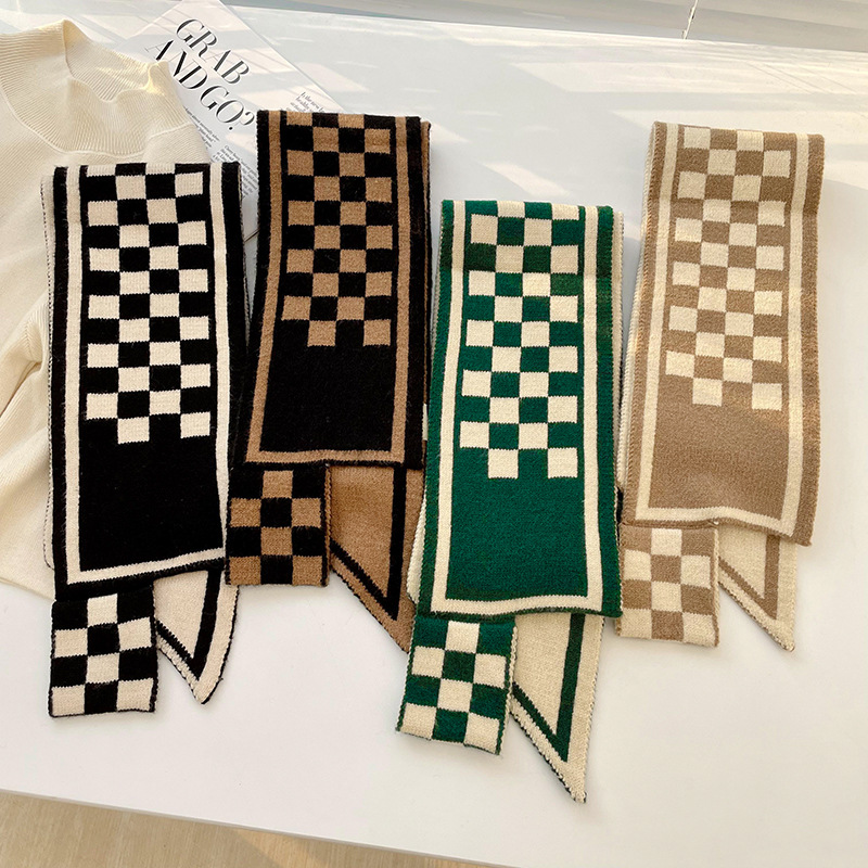 Nuevo tipo de bufandas cruzadas coreanas de otoño y invierno de ajedrez de punto de cuadros perezosos perforación bufandas de cuello