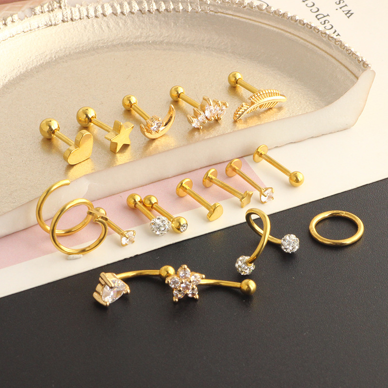 Silver pointed spike labret stud material detail