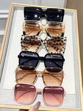 P 31329 Oversized Square Frame Sunglasses ���䷽��ī��