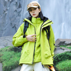 登山拓路者秋冬季新款情侣旅游户外休闲三合一冲锋衣登山防水防风