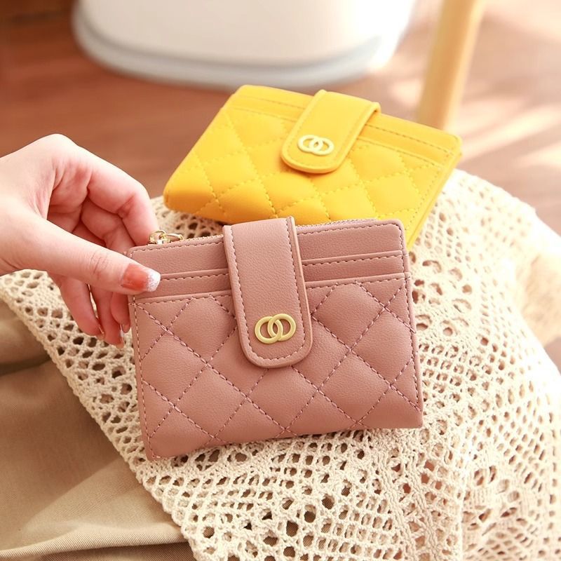 High-end diamond-patterned women's wallet, genuine leather texture, 2026 new style, fashionable solid color, multi-card slot, multi-functional wallet.