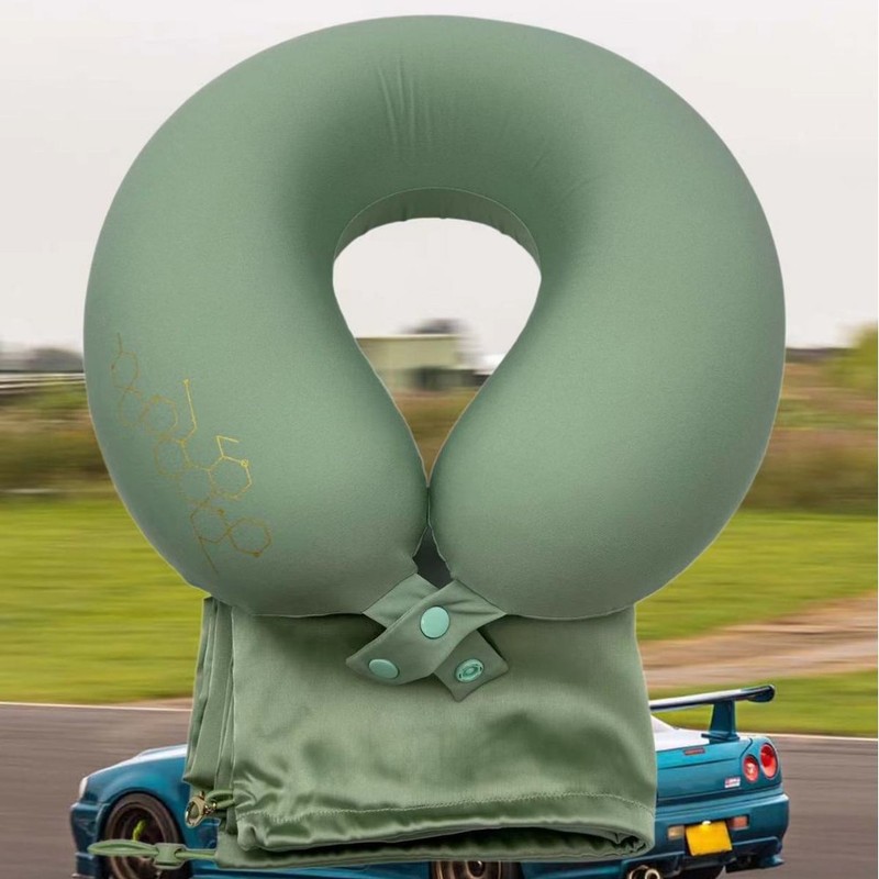 自動車U型枕オフィス抱っこ寝ています。|undefined