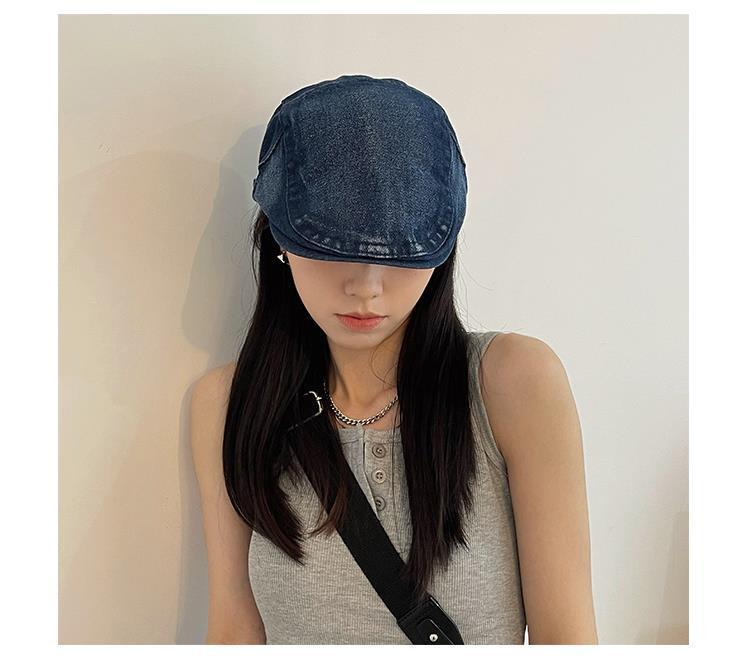 Women's Simple Style Solid Color Flat Eaves Beret Hat display picture 10