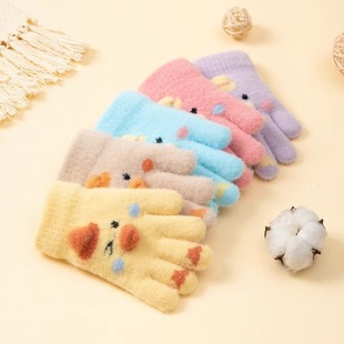 Children's gloves winter warm five fingers for boys and girls cute baby cartoon ducklings outdoor play knitted gloves