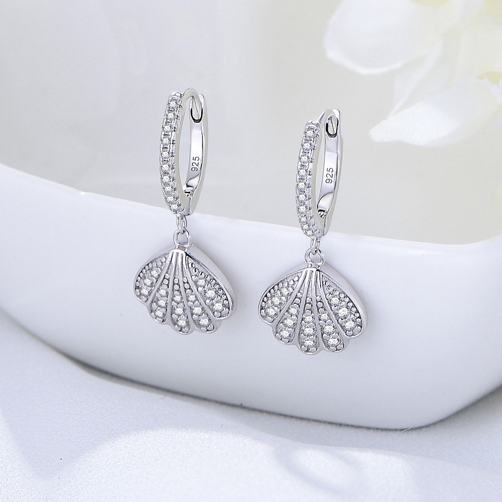925 Sterling Silver Material Sector Pattern Women'S Gender 1 Pair 925 Sterling Silver Zircon Sector Drop Earrings