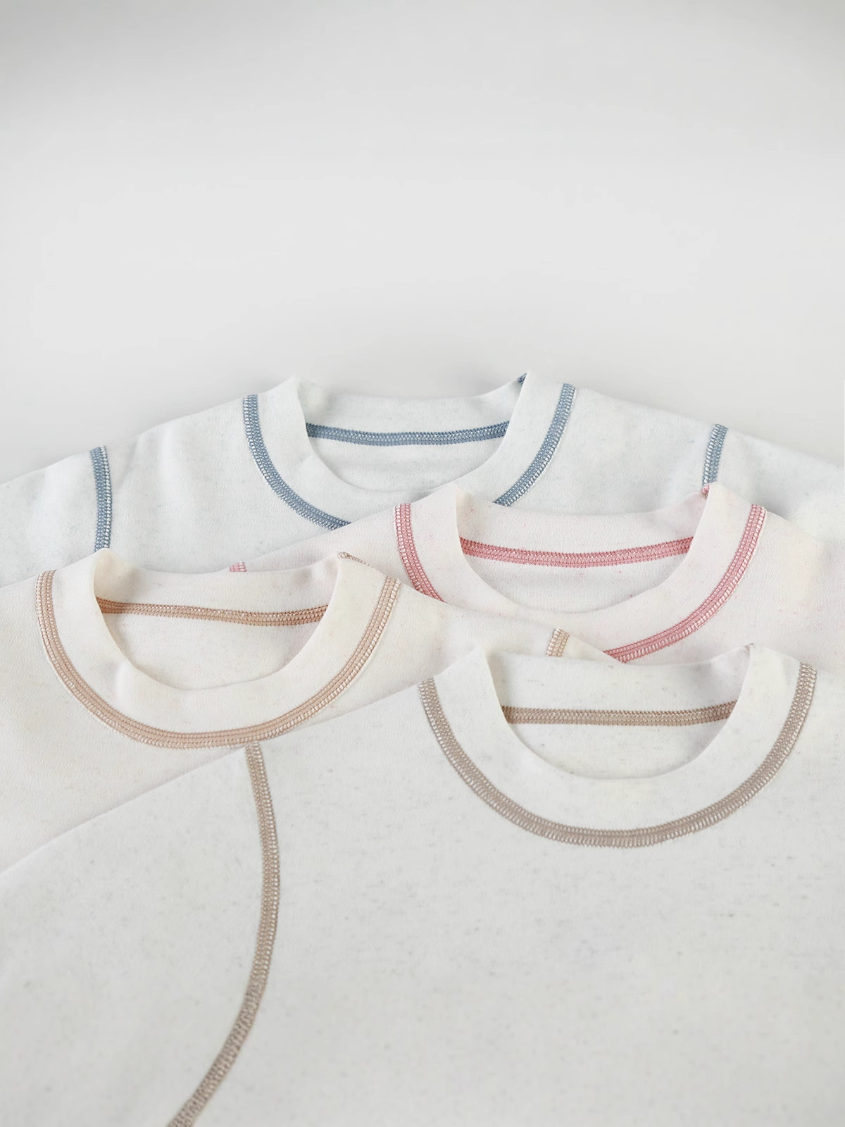 Baja interior de algodón engrosado pijamas bebés pijamas transpirables para niños y niñas y niñas hilo de color antibacteriano abrigo de otoño conjunto de pantalones de otoño