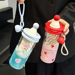 Tritan 高品質プラスチックカップ、大容量、落下防止、女の子用の便利なカップ、屋外用ポータブルウォーターカップ、家庭用ストローカップ