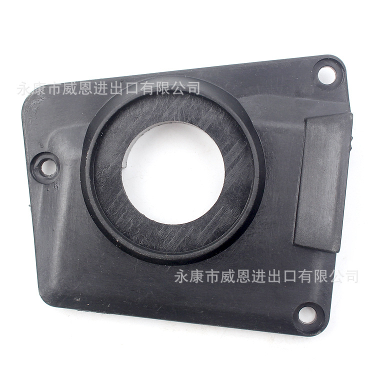 汽油锯伐木锯油泵盖板涡轮配件52/58油锯 机油泵盖板涡轮保护盖板