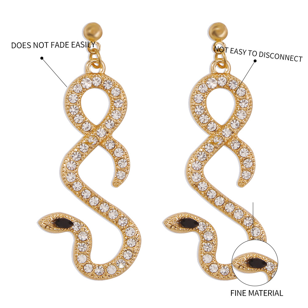 Vente En Gros Bijoux Simples Boucles D&#39;oreilles Creuses En Forme De Serpent Nihaojewelry display picture 5
