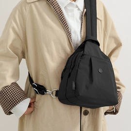 女士斜挎包;女士单肩包;休闲背包