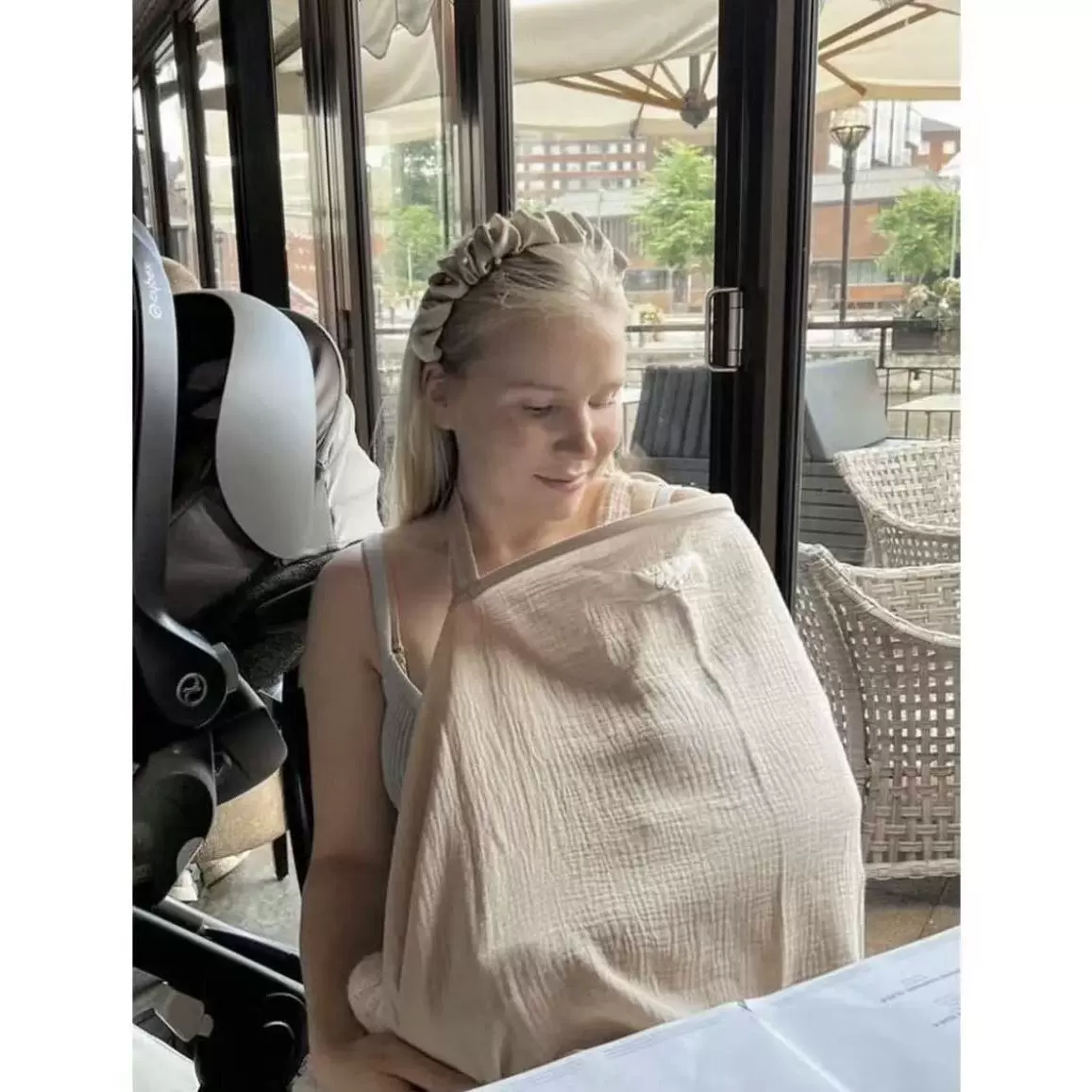 外出防走光遮羞布多功能哺乳遮挡纱布巾哺乳衣遮巾喂奶披肩哺乳巾