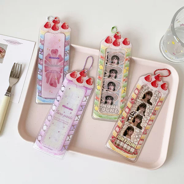 Cartoon Strawberry Cake Transparent Card Holder for Girls, Student Idol Fan Four-Panel Photo Card Holder with Large Photo Sticker and Pendant