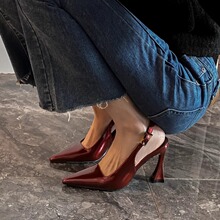 ��ۗ����ͬ���Ըа��^��Ь2025������Ƥ������O�����^�߸�ЬŮ