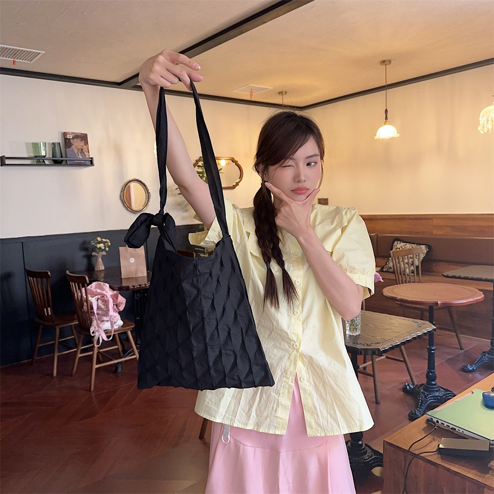 45153 Korean version pleated diamond-shaped bag for women, new casual large-capacity commuter underarm bag, crossbody single-shoulder bag for women undefined