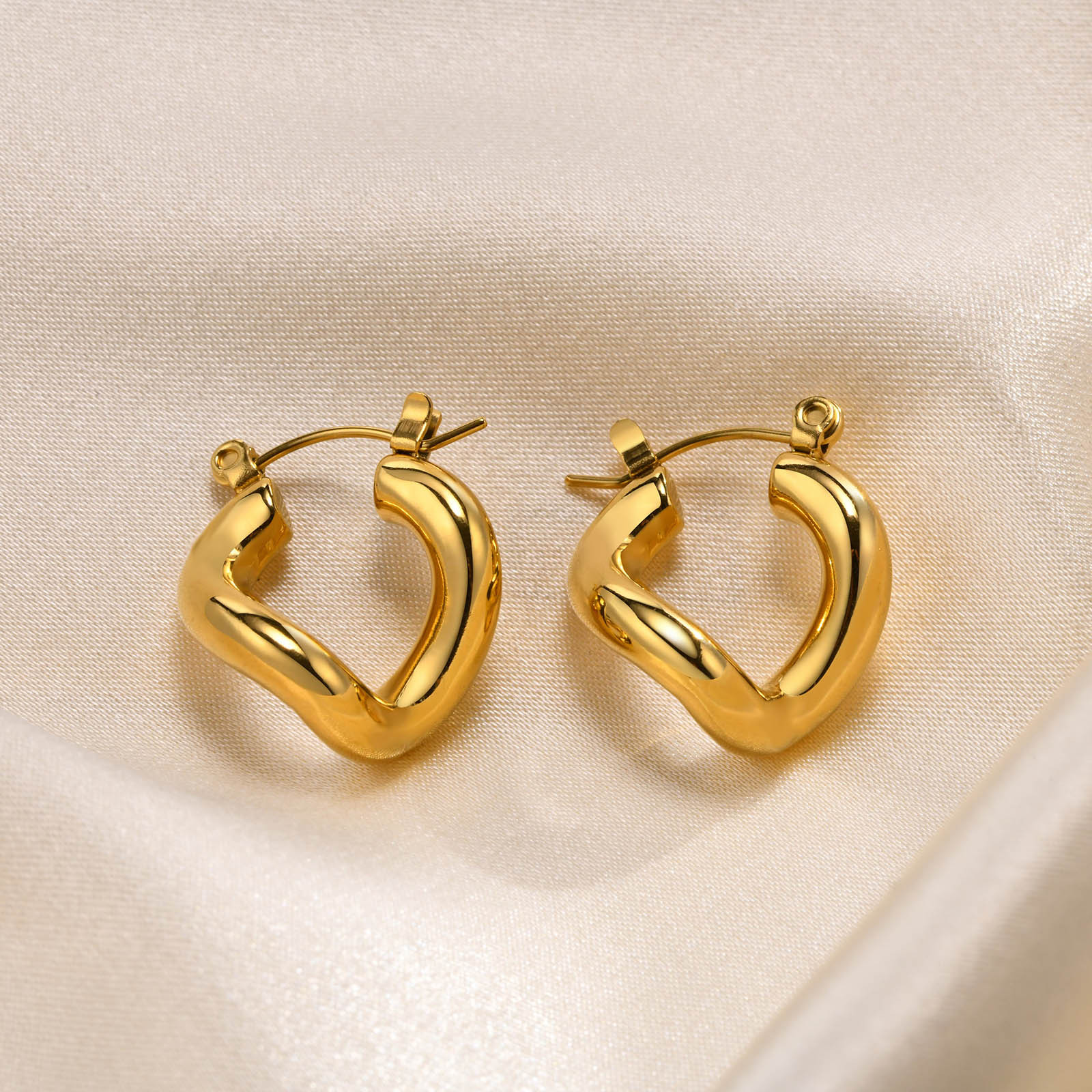 1 Pair Retro Geometric Plating 304 Stainless Steel Gold Plated Earrings display picture 4