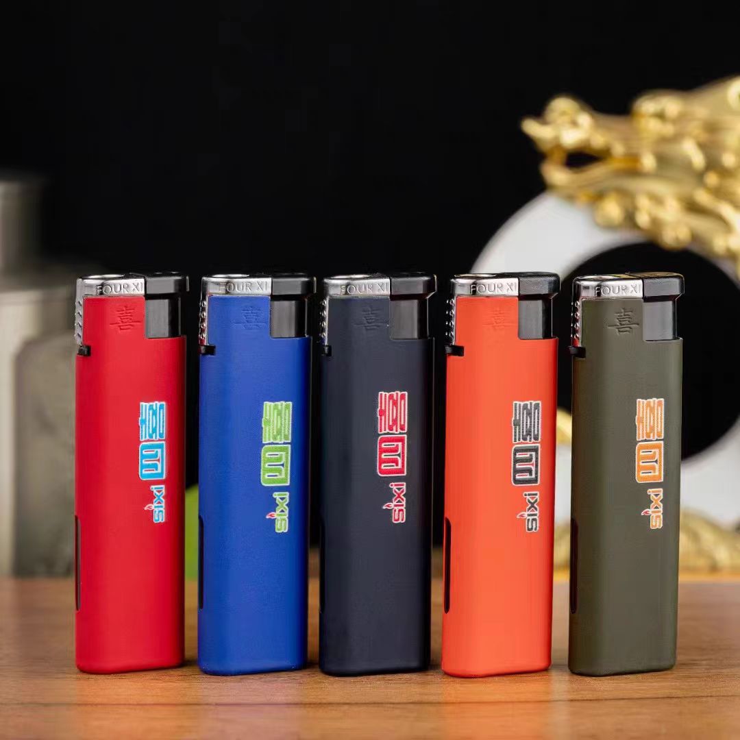 Sixi shell t5 encendedor a prueba de viento de llama azul personalizado logotipo de impresión personalizado encendedor de negocios de alta gama