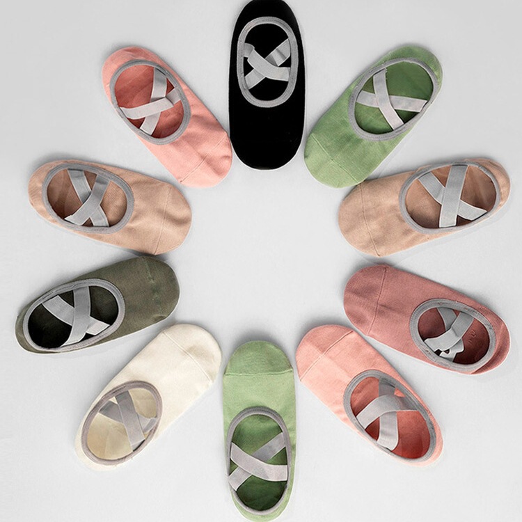 New Professional Yoga Shoes Non-Slip Socks Women's Gym Aerial Dance Pilates Indoor Floor Trampoline Socks