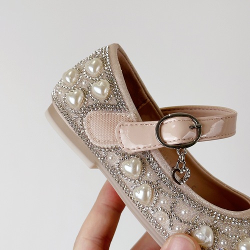 2024年春季新款童鞋女童公主单鞋超美的爱心珍珠水钻儿童方口鞋子