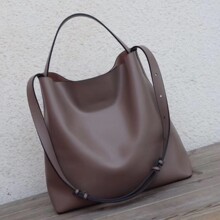 新款小众托特女包大容量真皮软皮通勤包高级感牛皮大包商务