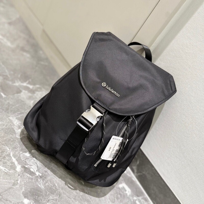 Lu Women's Bag 2024 New Drawstring Backpack Foreign Trade Buckle Handbag Shoulder Bag Casual Bucket Backpack Trendy Lightweight Lu Women's Bag 2024 New Drawstring Backpack Foreign Trade Buckle Handbag Shoulder Bag Casual Bucket Backpack Trendy Lightweight