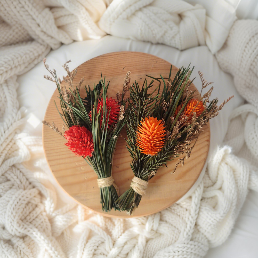 Mori Eternal Flower Mini Real Flower Dry Flower Ramo pequeño Accesorios Decoración hecha a mano Adornos de escritorio