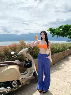 �|�ρ�̩������u���u�L�ɳڸ�һ����ootd���߅�����r��Ů���b