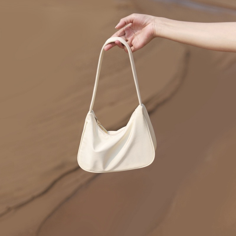 Korean Style Small Crowd Bag Women's Elegant Lightweight Solid Color All-match Baguette Underarm Bag Popular Texture Hand Shoulder Bag