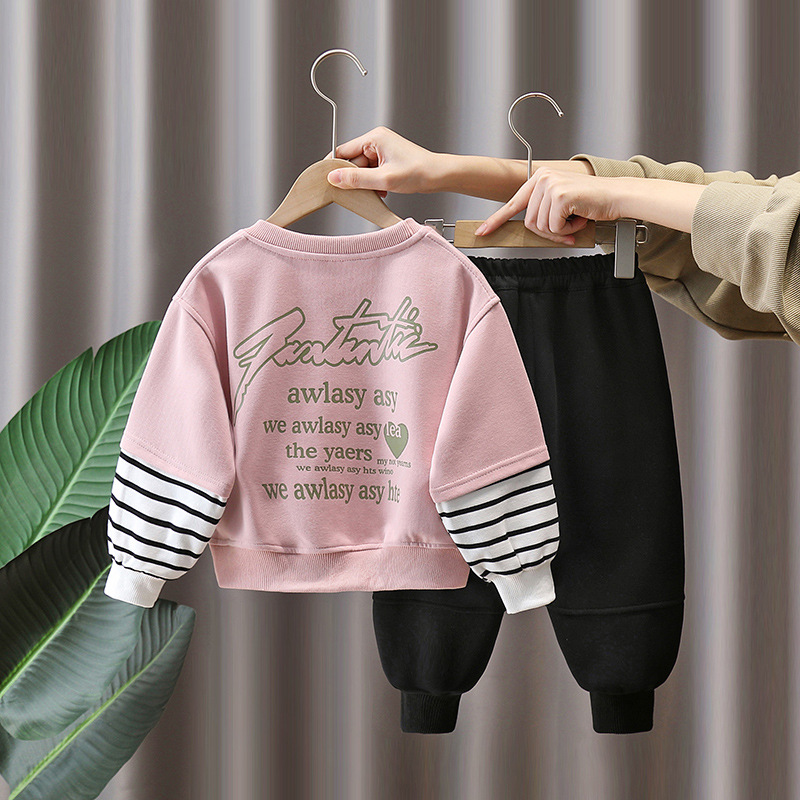 7836 traje de suéter para niños, chico de estilo occidental, moda de primavera y otoño, uso fresco, nuevo traje de dos piezas coreano de primavera 2025