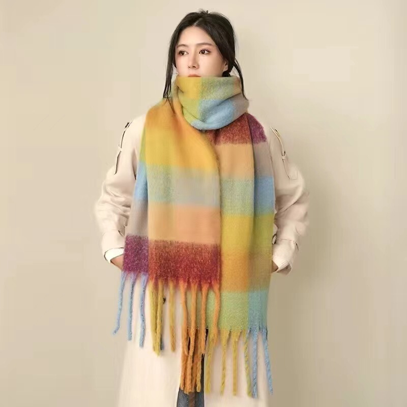 虹の格子のフリンジのマフラーの女性の秋冬の欧米の大きい札の色はカシミヤの馬の毛のマントのようです。|undefined