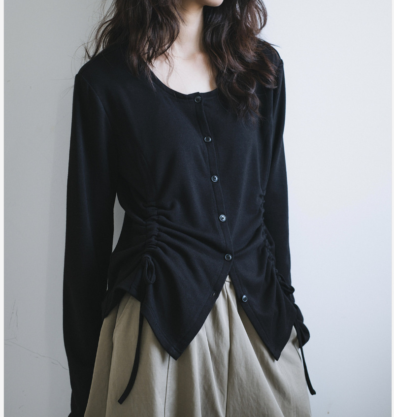 Áo cardigan nữ dáng dài tay dài, chất liệu mềm mại, thiết kế xếp li điều chỉnh eo, phù hợp mùa xuân hè — Thắt lưng tinh nhỏ áo chi tiết 1