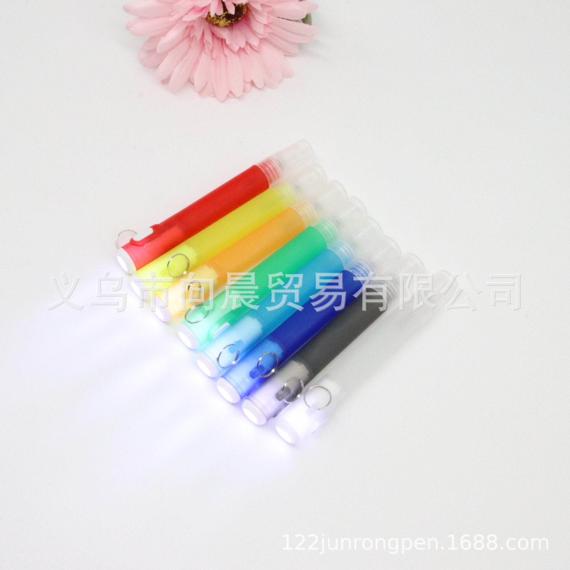 8ml pluma de pulverización pluma de luz LED accesorios de la fiesta de cumpleaños alcohol spray pluma perfume pluma dos-en-uno multifuncional