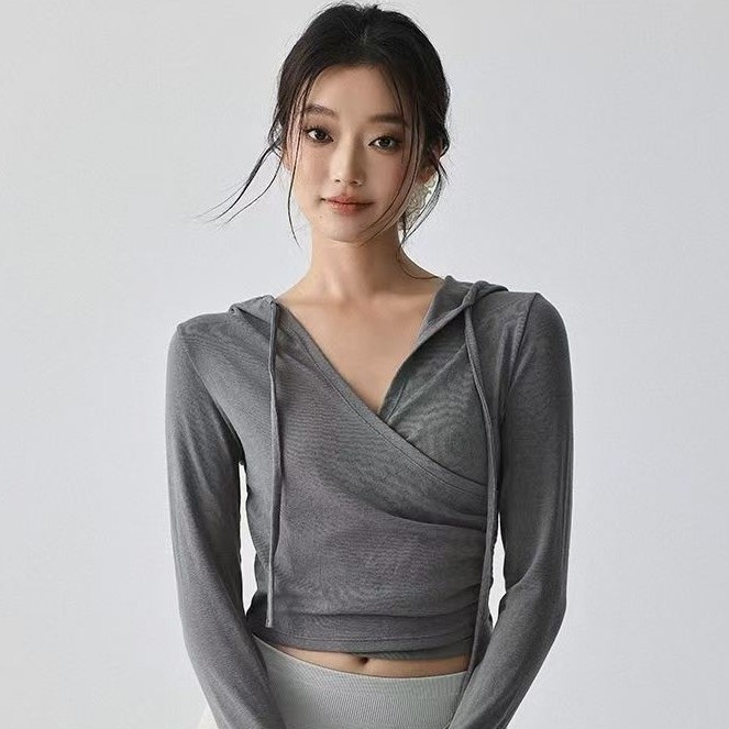 2024 New Hooded Yoga Clothes Women's Autumn and Winter Running Pilates Sports Long Sleeve Training V-neck Fitness Top