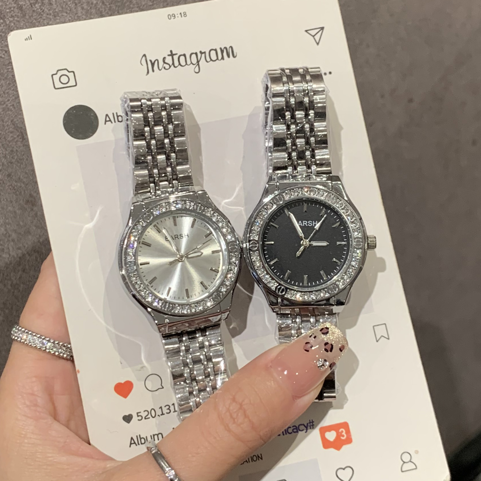 New Minimalist Elegant Lightweight Luxury Fashion Women's Watch with Diamond-Embedded Steel Band High-Grade Appearance Direct Factory Sales Hot-Selling Model