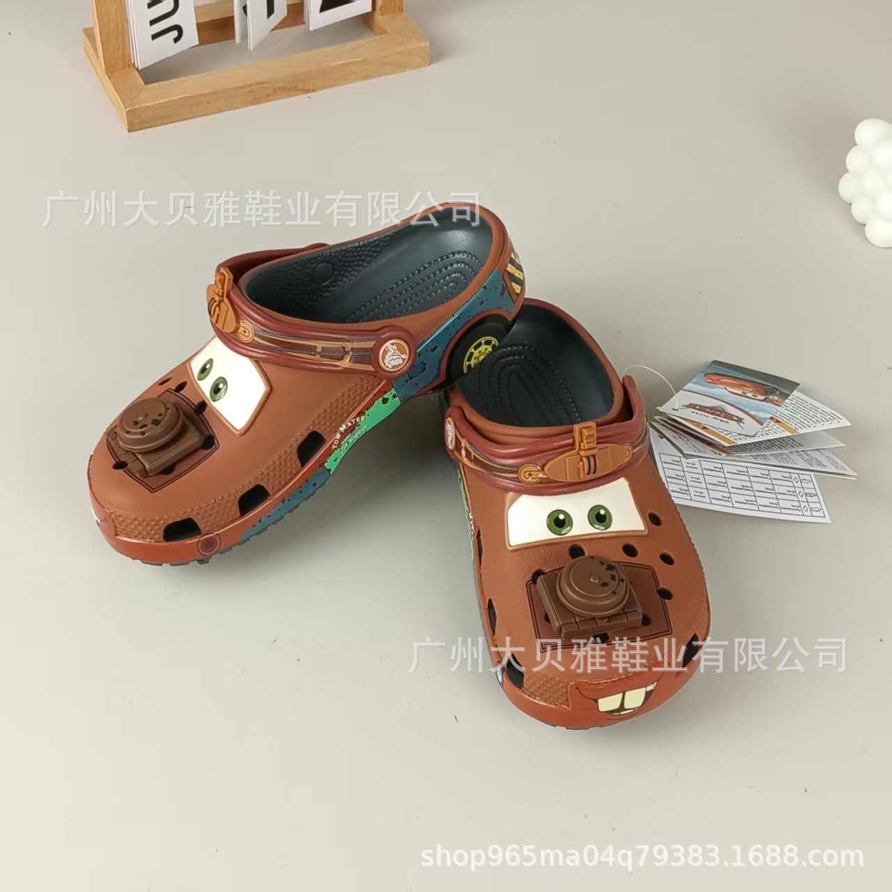 thumbnail for Sapatos de buraco para crianças, sapatos de dente, sapatos de dente, novos sapatos infantis, confortáveis, de fundo plano, sandálias de praia, chinelos, tesouro masculino