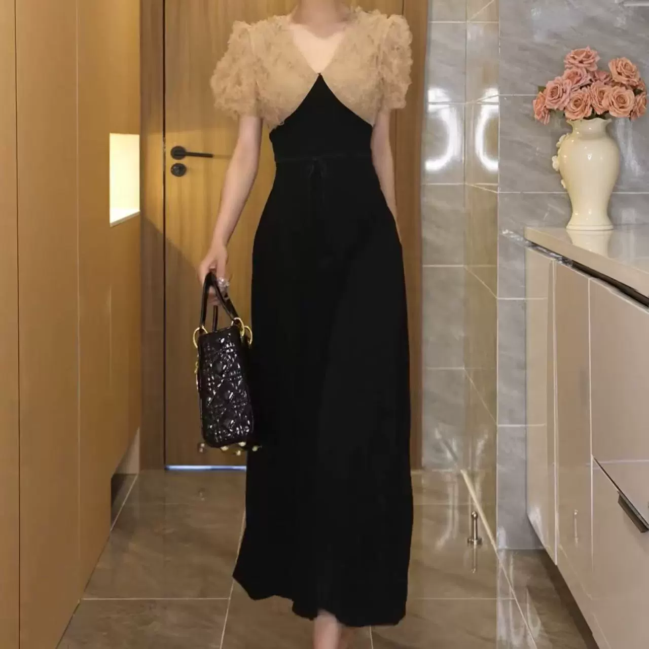 Черное лоскутное платье, элегантные женские французские пышные рукава, легкая роскошная женская одежда, элитная, утягивающая, королевская сестра, легкий и зрелый стиль.