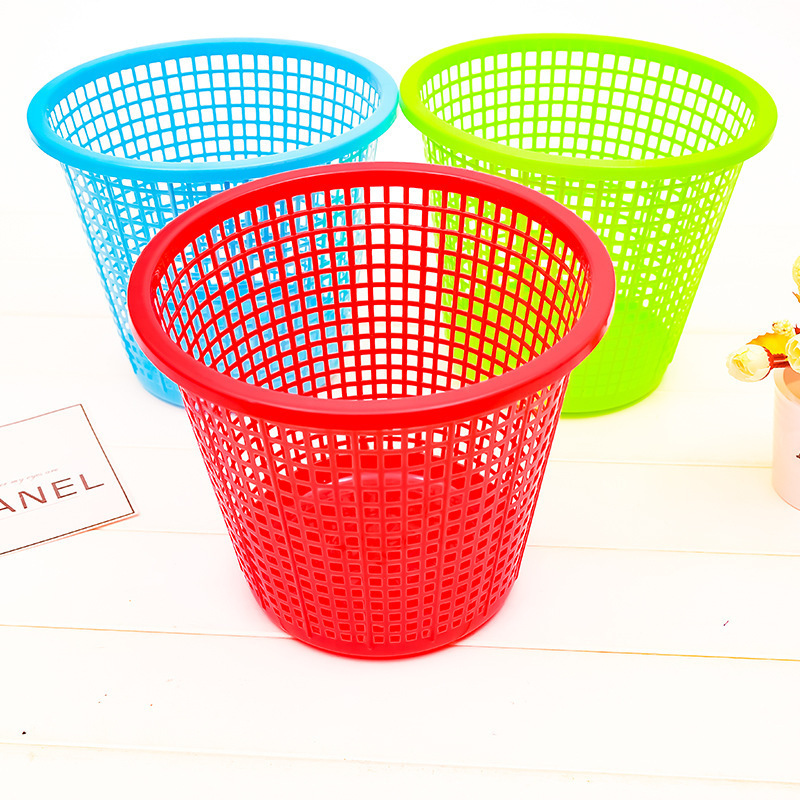 Plastic trash bin, simple and creative, round, lidless, for outdoor, living room, kitchen, home use, paper basket, paper bin, waste bin Plastic trash bin, simple and creative, round, lidless, for outdoor, living room, kitchen, home use, paper basket, paper bin, waste bin