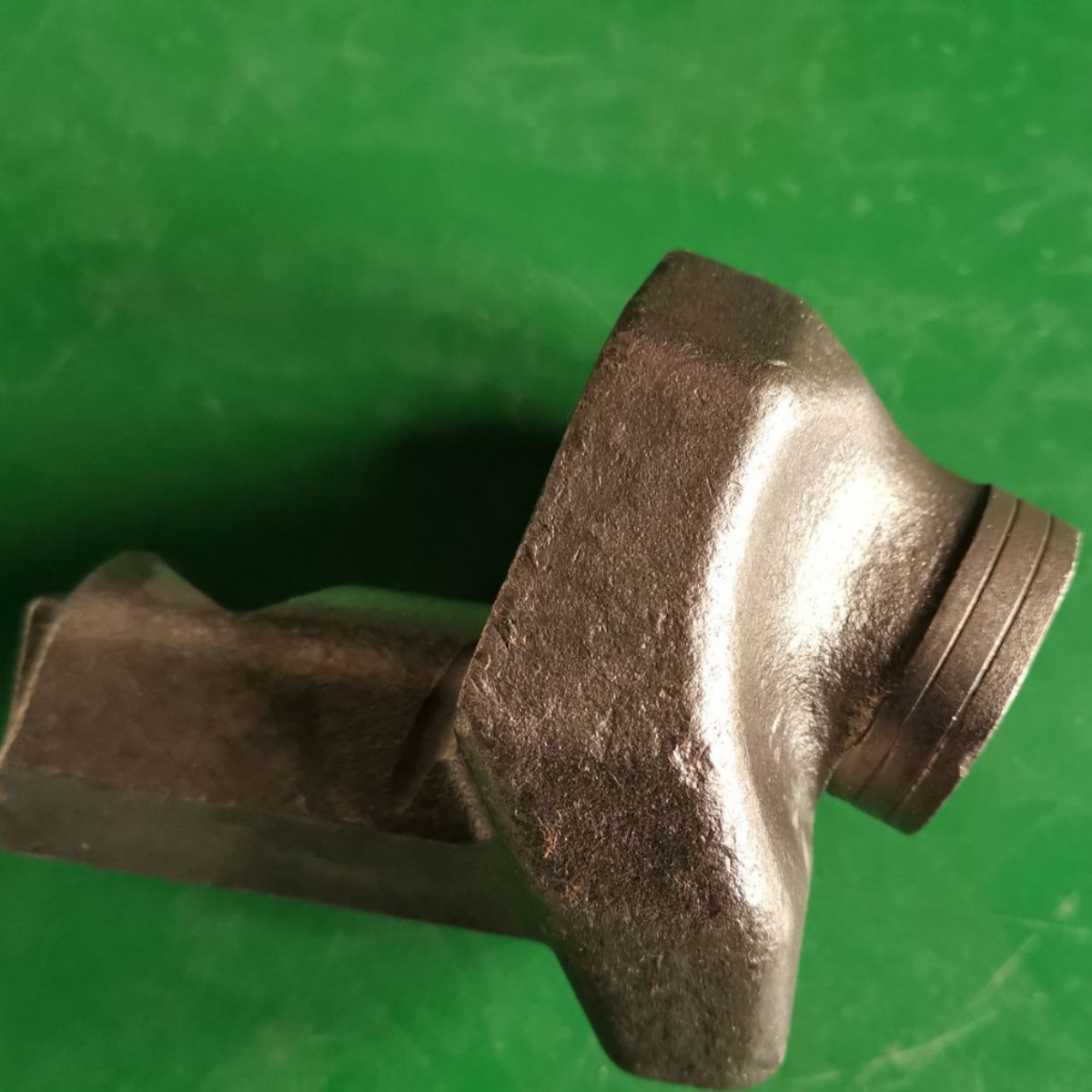 供应进口铣刨机合金刀头刀库(图)