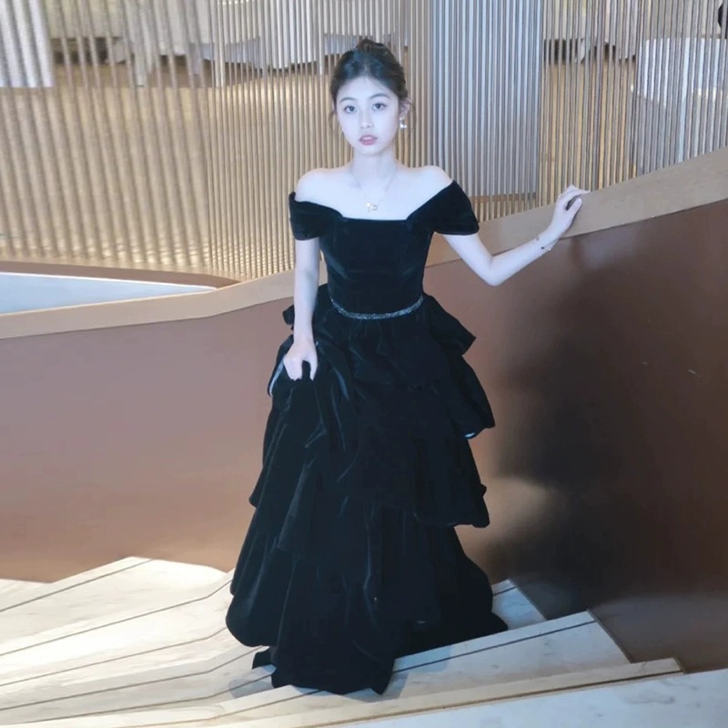 New Black One-Shoulder Evening Dress, Elegant Host Banquet Fluffy Cake Skirt 2025 Student Art Exam Dress