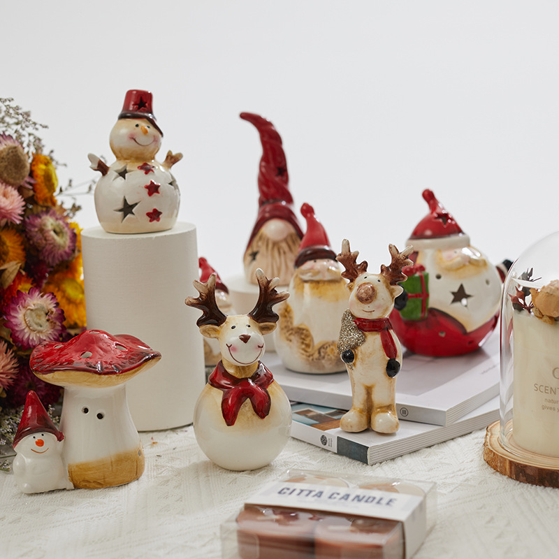 Nuevos productos transfronterizos de Navidad cerámica retro decoración de nieve hombre viejo alce escritorio con luces decorativas regalos