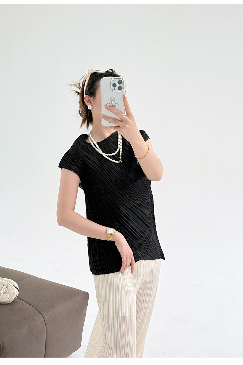 Áo thun nữ tay ngắn cổ tròn vạt xéo xếp ly bất đối xứng — đen chi tiết 14